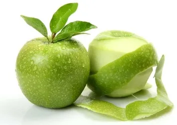 Elmayı soyarak mı yemeli soymadan mı?