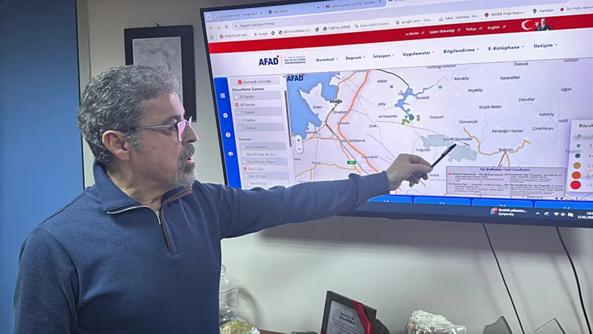 İzmir için 6,7 büyüklüğünde deprem uyarısı! Uzman isim o fay hattına dikkat çekti