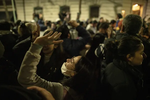 Arjantin’de Cumhurbaşkanı Yardımcısı Kirchner’a canlı yayında suikast girişimi! Son anda kurtuldu