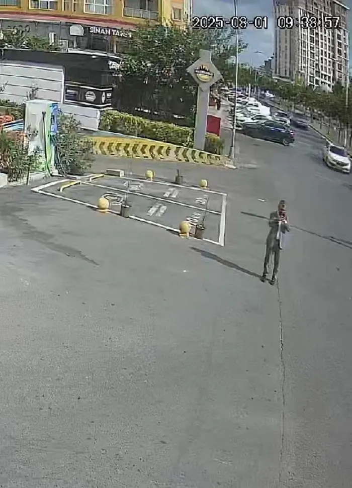 israile-casusluk-yapan-dedektif-mit-tarafindan-yakalandi-1759467028326.jpeg İsrail’e casusluk yapan dedektif Serkan Çiçek (AHABER)