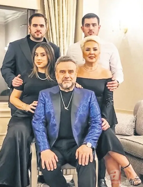 2026 sahnelerde başladı: İbrahim Tatlıses, Özcan Deniz, Hakan Altun... 13