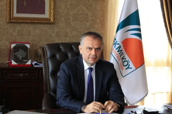 ak-partiden-cekmekoy-icin-verdigi-sozleri-tutmayan-chpli-ibb-baskani-imamogluna-tepki-tas-tas-ustune-koyun-da-1670938527823.jpg AK Parti'den Çekmeköy için verdiği sözleri tutmayan CHP'li İBB Başkanı İmamoğlu'na tepki! Taş taş üstüne koyun da teşekkür edelim - 1