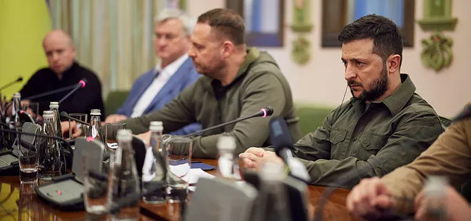 Müzakereler duruyor mu? Zelenskiy’den açıklama geldi: Tamamen durması büyük bir risk olur