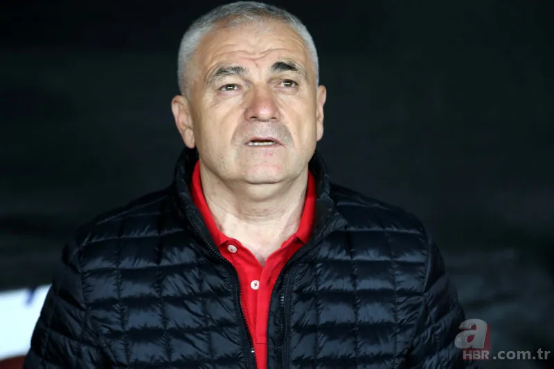 Burak Yılmaz ile yollar ayrıldı! İşte Beşiktaş'ın yeni hocası | Seçime kadar takımın başında olacak 6