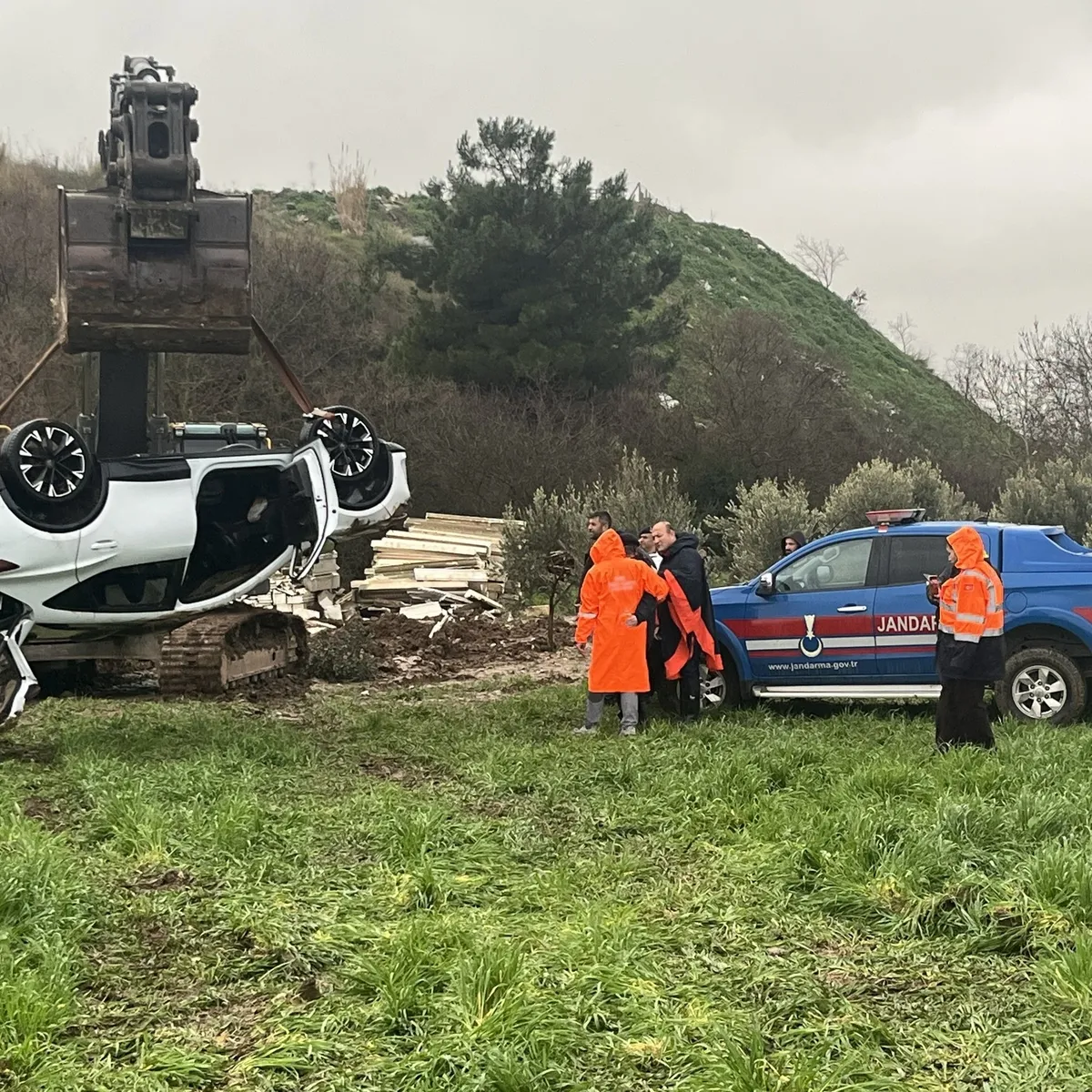 İzmir'de iki kardeşin katili olan şahıs yakalanarak tutuklandı