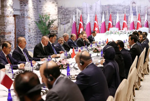 Başkan Erdoğan ile Katar Emiri Al Sani’den önemli görüşme! Türkiye ile Katar arasında 11 anlaşma