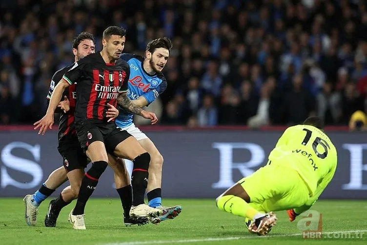 Fenerbahçe'de yaprak dökümü! Altay Bayındır'ın ardından o iki isim de gidiyor... 4