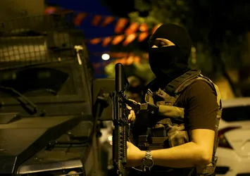 İstanbul'da PKK'lı teröristlerin tepesine çöküldü