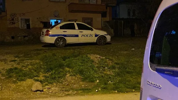 kayseride-iki-grup-arasinda-silahli-kavga-3-yarali-1711662586678.jpg Kayseri'de iki grup arasında silahlı kavga: 3 yaralı - 2
