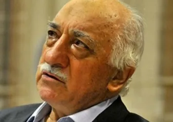 7 saat boyunca karıncadan özür diletmişler