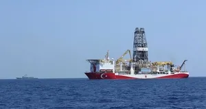 Yavuz gemisine provokasyon!