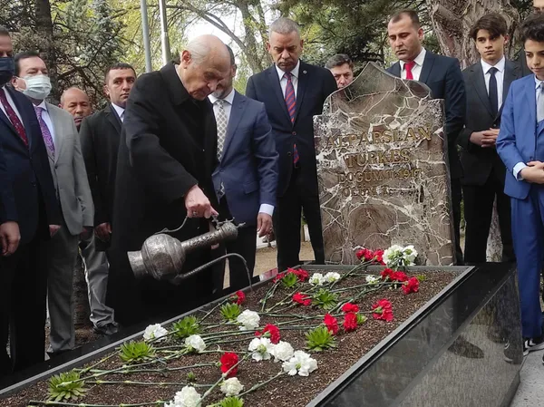 MHP Genel Başkanı Devlet Bahçeli: Altılı masa bir hikaye, sonu nasıl bitecek onu bilemiyoruz