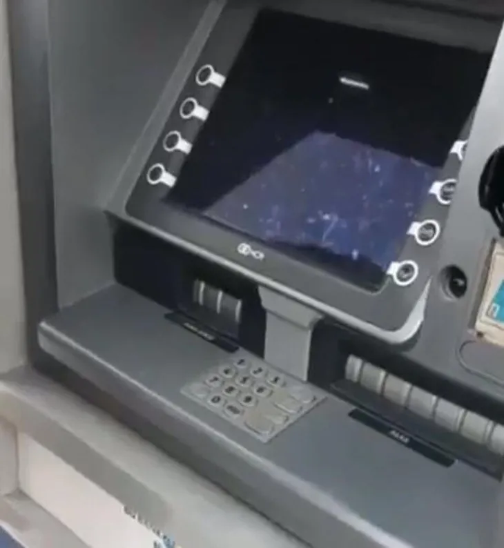 ATM’den para çekenlere önemli uyarı: Gizli tehlikeye dikkat!