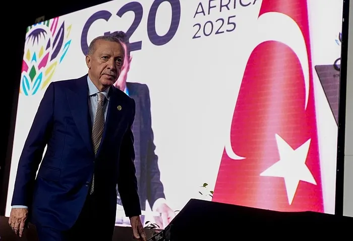 Başkan Erdoğan’dan G20 Liderler Zirvesi dönüşünde flaş mesajlar: Netanyahu’ya Suriye yanıtı, Gazze’de ateşkes, Ukrayna-Rusya arasında barış...