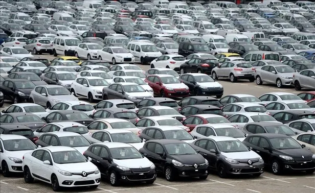 Uzmanlar yorumladı: İkinci el araba fiyatları düşecek mi? ÖTV indirimi gelecek mi? İşte son durum