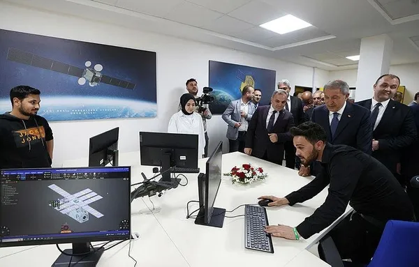 1683624701822.jpeg TUSAŞ Uzay Bilimleri ve Uydu Teknolojileri Laboratuvarı açıldı - 4