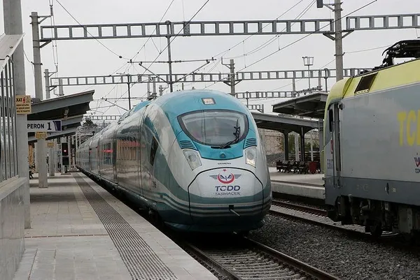 Konya Karaman YHT hattı cumartesi günü açılıyor! Mesafe 35 dakikaya düşüyor