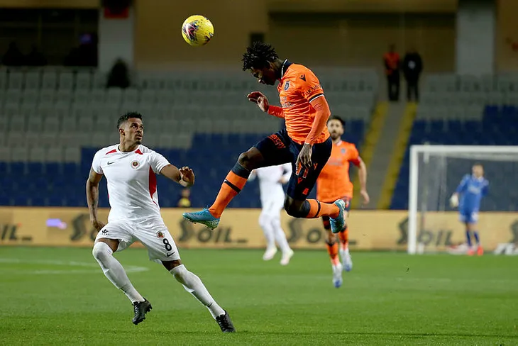 basaksehir-genclerbirligini-3-1-maglup-etti-1580498758906.jpg Başakşehir, Gençlerbirliği'ni 3-1 mağlup etti - 2