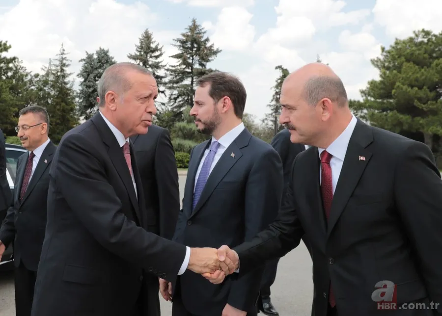 Erdoğan başkanlığında Yüksek Askeri Şura üyeleri Anıtkabir'i ziyaret etti 12