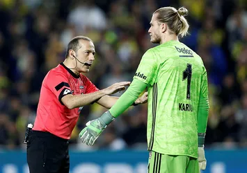 FIFA Cüneyt Çakır'ın biletini kesti!