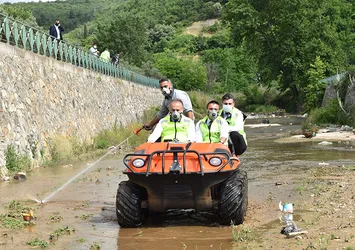 Bursa’nın ‘Sineksavar Timi’ iş başında