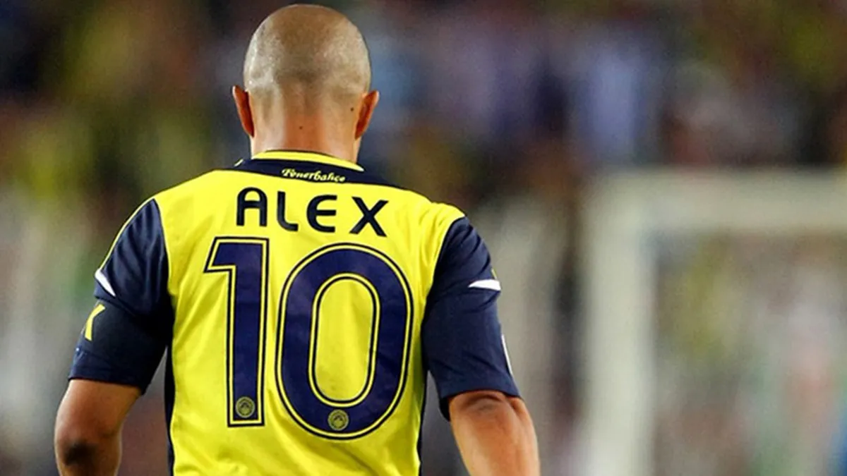 Fenerbahçe efsanesi Alex De Souza yeniden Türkiye'de! Antalyaspor'un yeni hocası oldu...