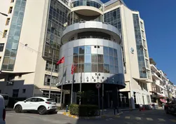 Seferihisar Belediyesi'ndeki rüşvet soruşturmasında gelişme: Belediye Başkanı Yetişkin ve 11 şüpheli tutuklandı