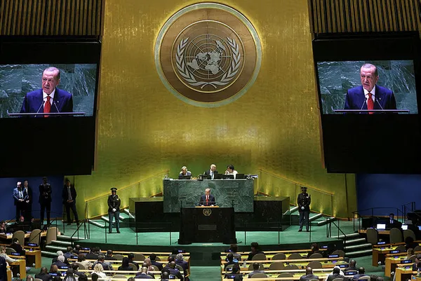 azerbaycan-cumhurbaskani-ilham-aliyevden-baskan-erdogana-tesekkur-1695159925478.jpg Azerbaycan Cumhurbaşkanı İlham Aliyev'den Başkan Erdoğan'a teşekkür: Hak yolumuzda bize destek veriyor - 4