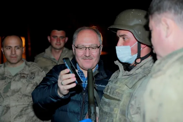 Başkan Erdoğan’dan 2 bin 200 rakımda Mehmetçiğe sürpriz - 4