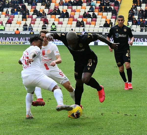 Antalyaspor Yeni Malatyaspor’u mağlup etti