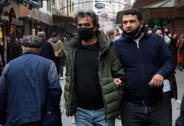 1616470170048.jpg Artan koronavirüs vakaları sonrası harekete geçildi! O illerde yeni koronavirüs tedbirleri alındı - 3