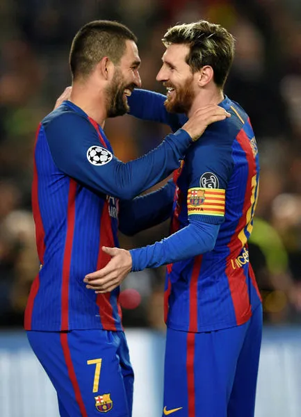 Barcelona forması giyene 15 yıl hapis - 1