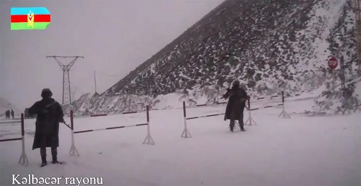 Türk askerinin Dağlık Karabağ’daki fotoğrafı Rusya’da büyük yankı buldu!