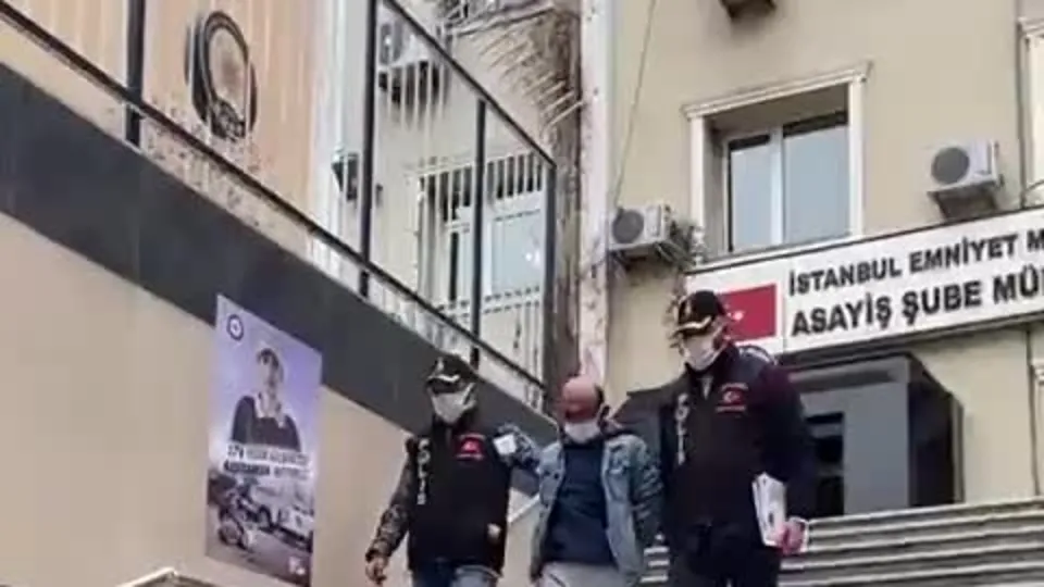 Arkadaşını küfürleşme yüzünden öldürmüş