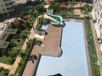 mersinde-hasemali-kardesleri-havuzdan-cikarmisti-yoneticiye-hapis-soku-1640584548662.jpg Mersin’de haşemalı kardeşleri havuzdan çıkarmıştı! Yöneticiye hapis şoku - 2
