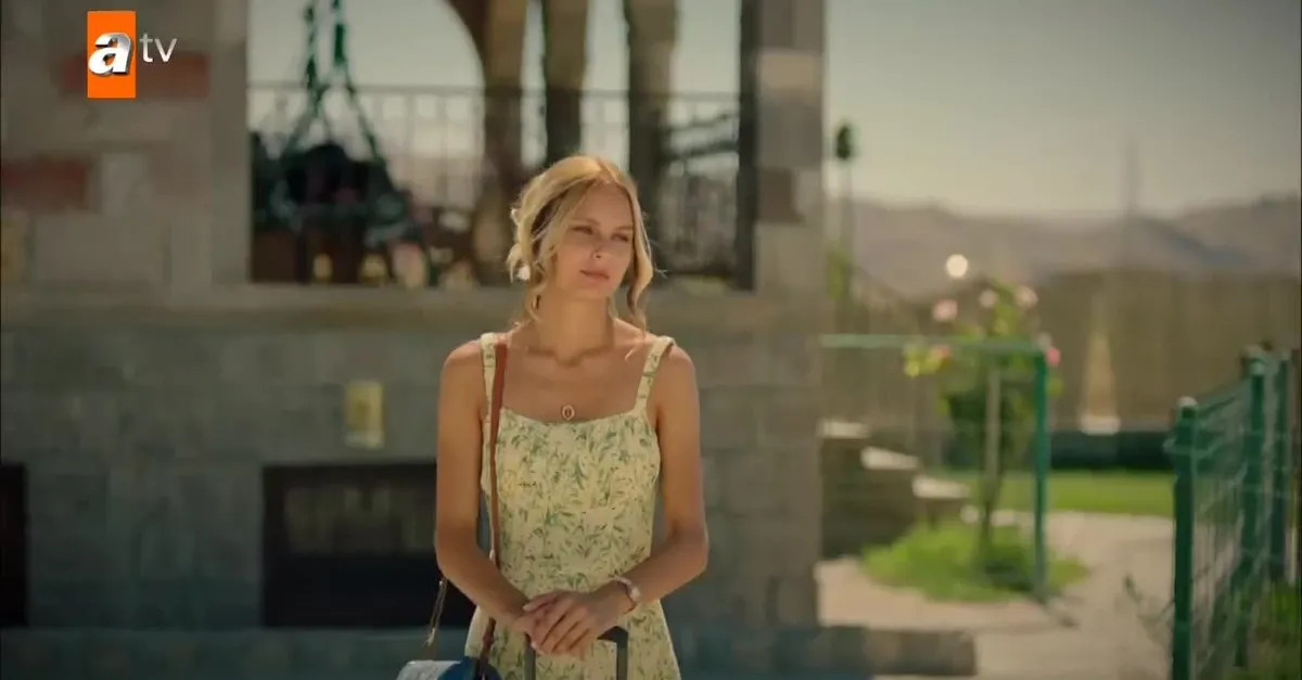 Maria ile Mustafa 3. yeni bölüm | Mustafa, Maria'yı bırakmıyor!