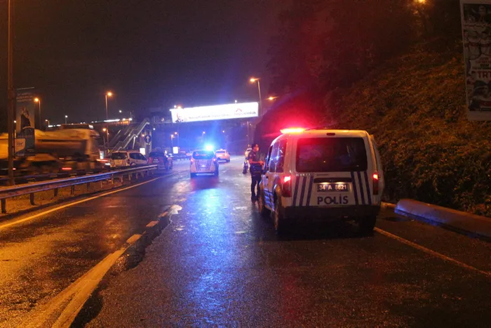 Son dakika: İstanbul Beyoğlu'nda sağlık çalışanlarına bıçaklı saldırı - 2