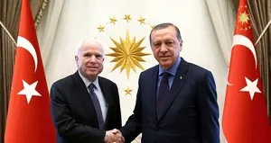 Erdoğan’dan McCain’e: Gülen’i iade edin