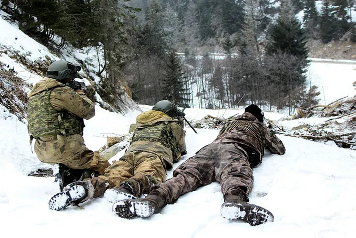 Doğu Karadeniz'de eş zamanlı terör operasyonu - 1