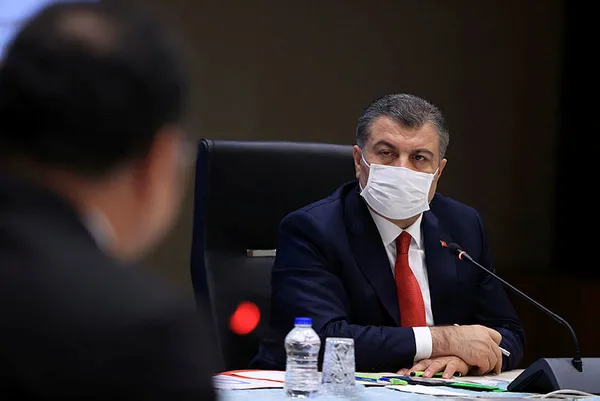 Sağlık Bakanı Fahrettin Koca’dan yerli aşı müjdesi! Yerli Aşı Ortak Çalışma Grubu toplantı