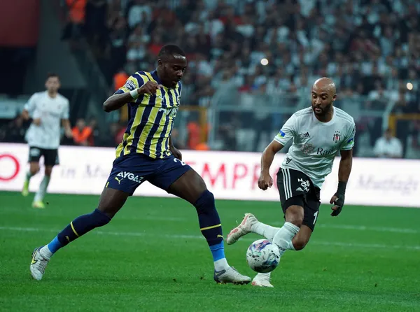 fenerbahce-besiktas-macina-siyah-beyazli-taraftarlar-alinmayacak-1680175161581.jpg Fenerbahçe - Beşiktaş maçına siyah beyazlı taraftarlar alınmayacak - 4