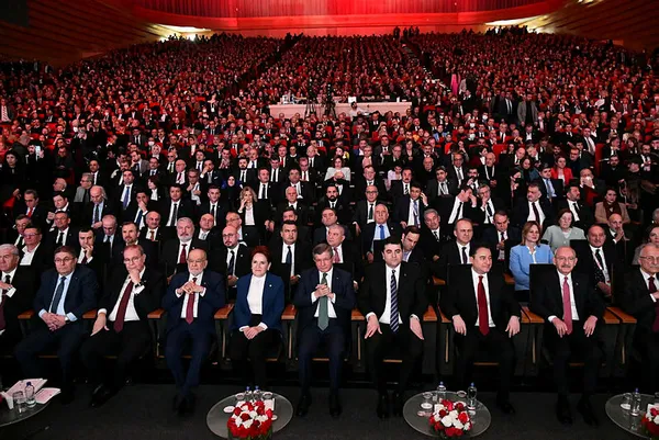 1675191801569.jpg Ankara kulislerinde bomba Kılıçdaroğlu iddiasını A Haber'de açıkladı! İYİ Parti kendi adayını mı çıkaracak? 6'lı masada şimdi de yetki krizi... - 9