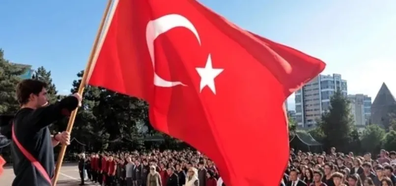 Tüm okullarda 15 Ocak Pazartesi günü şehitlerimiz için bir dakikalık saygı duruşu yapılacak