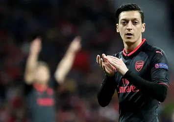Mesut Özil sezonu kapattı