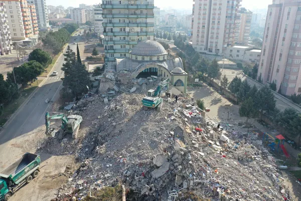 ohal-kapsaminda-deprem-bolgesinde-yeni-tedbirler-alindi-1678610509396.jpg OHAL kapsamında deprem bölgesinde yeni tedbirler alındı - 1