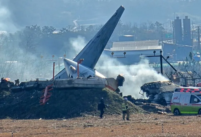 guney-kore-ucak-kazasina-neden-olan-akil-almaz-hata-uzmanlardan-179-kisi-kurtarilabilirdi-sitemi-1735562426631.jpg Foto: AA