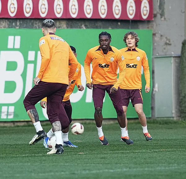 galatasaray-caykur-rizespor-macinin-hazirliklarini-tamamladi-1709840517407.jpg Galatasaray Çaykur Rizespor maçının hazırlıklarını tamamladı - 2