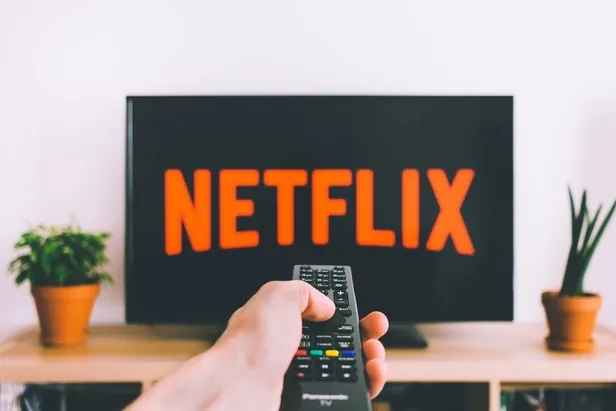 Netflix’ten Kullanıcıları Sinirlendiren Uygulama! İndirme Devri Tamamen Bitiyor!