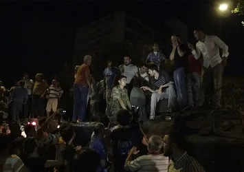 Emniyet Müdürü olacaktı iç çamaşırıyla nezarette!