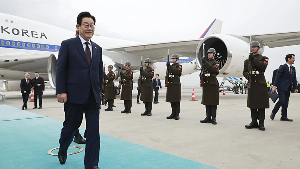 Güney Kore Lideri Myung'dan Anıtkabir'e ziyaret